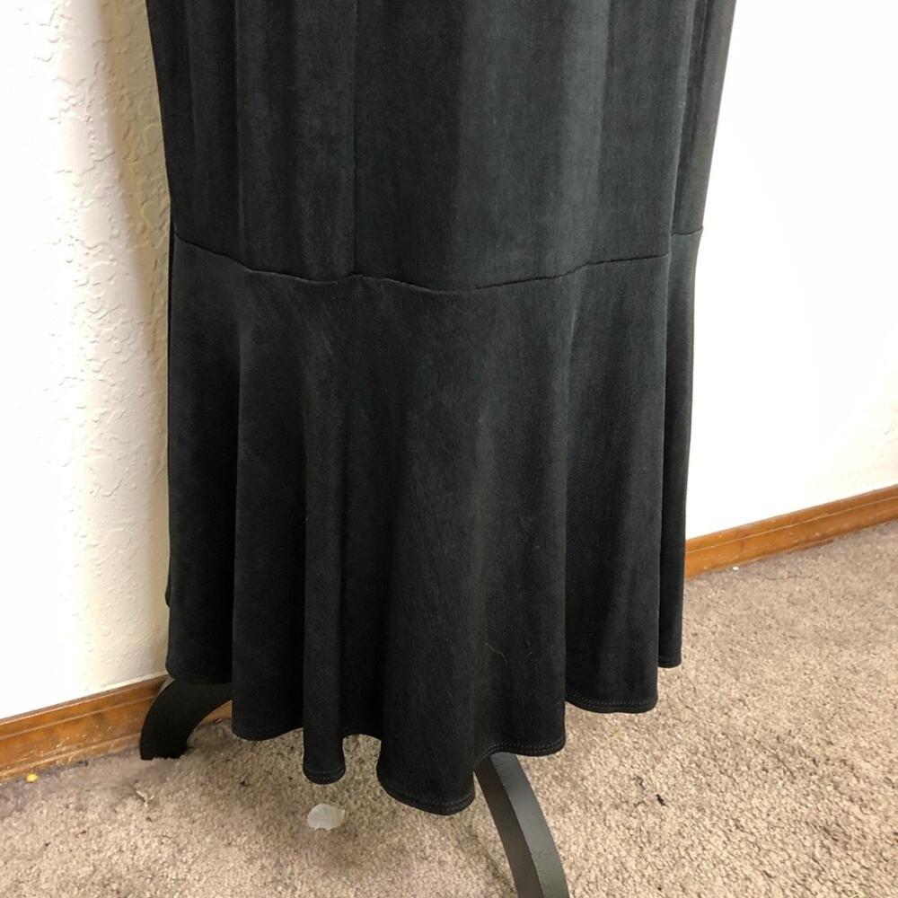 Chico’s Travelers black scoop neck sleeveless midi dress size 2 or Large - Picture 12 of 14